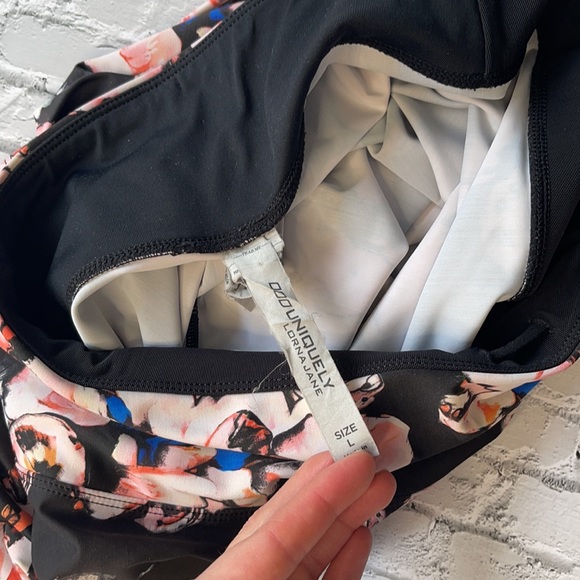 LORNA JANE | Blossom Active Core leggings - Picture 8 of 8